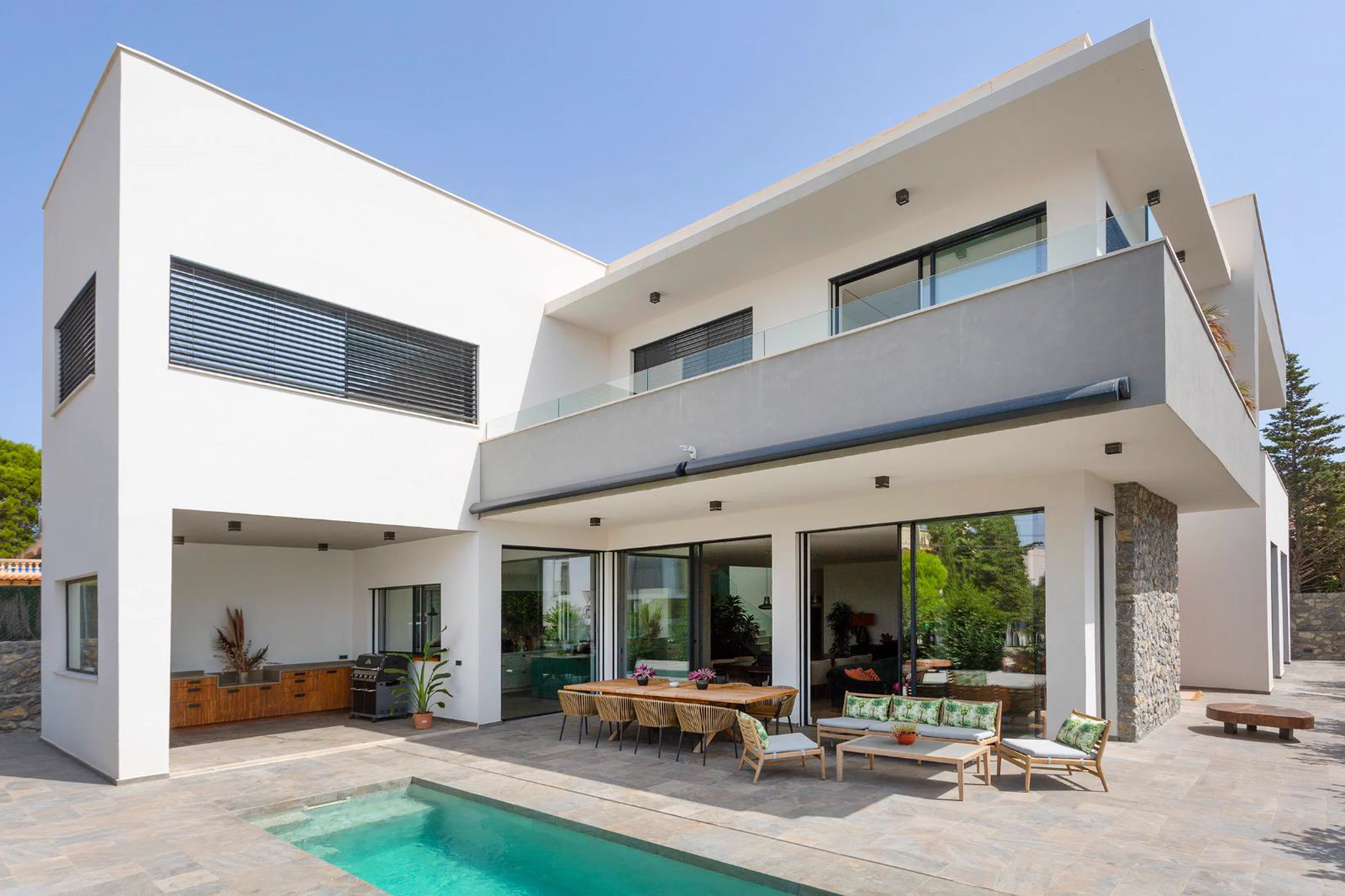 Vivienda premium con grandes cerramientos
